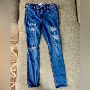 Hollister Jeans Size 5S.